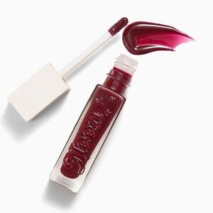 NEEN Glisten Up Hydrating Lip Gloss in Boss Black Cherry New in Box